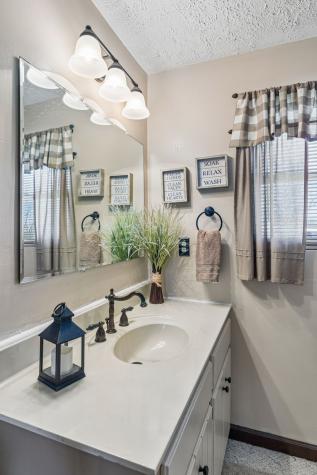 929 Lemont Drive Nashville TN 37216
