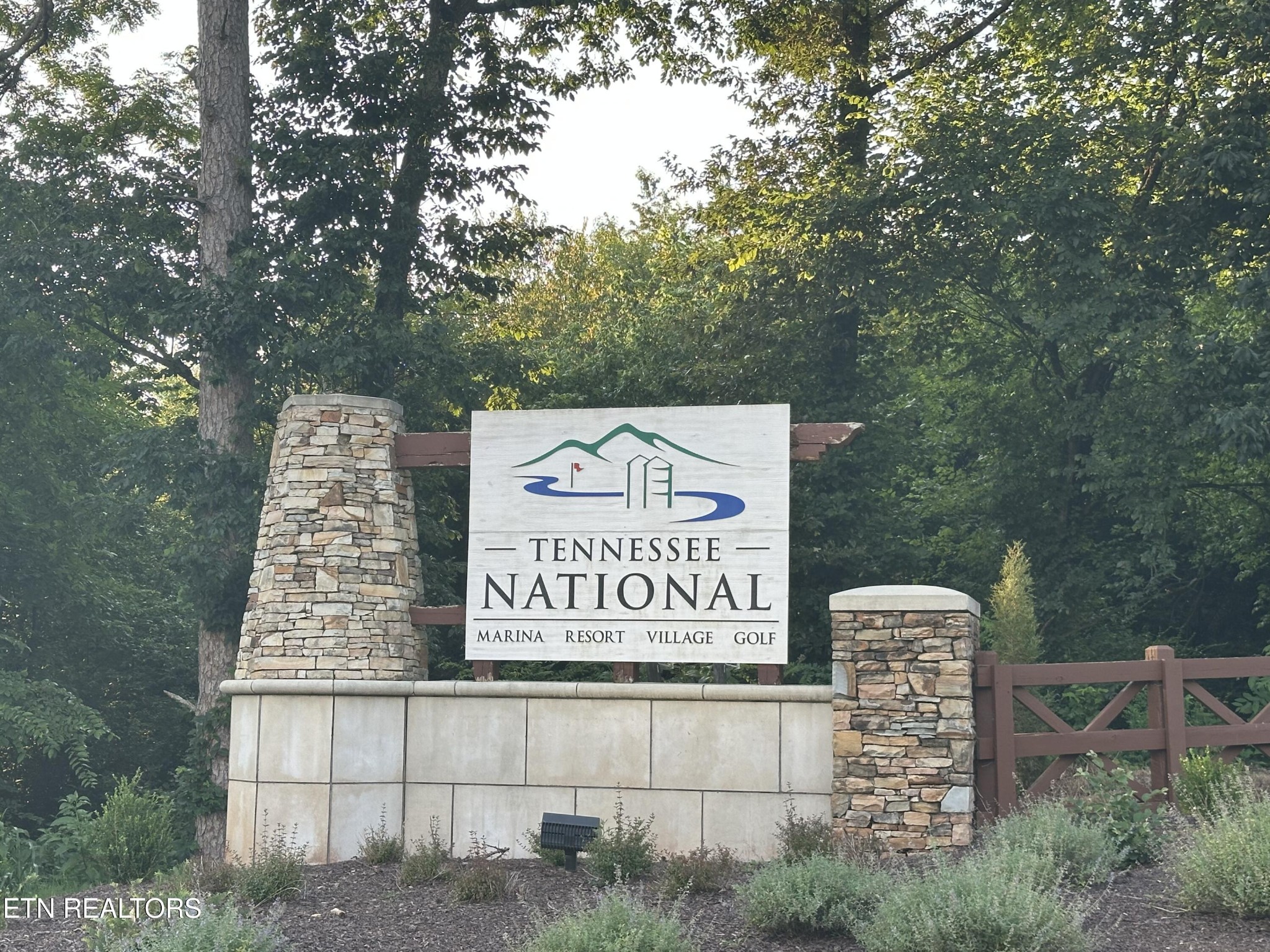 551 Firefly Drive Loudon TN 37774