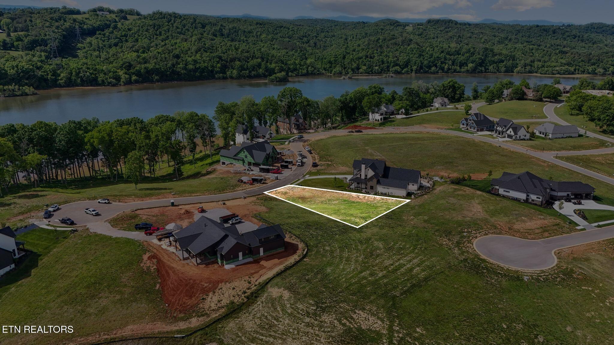 551 Firefly Drive Loudon TN 37774