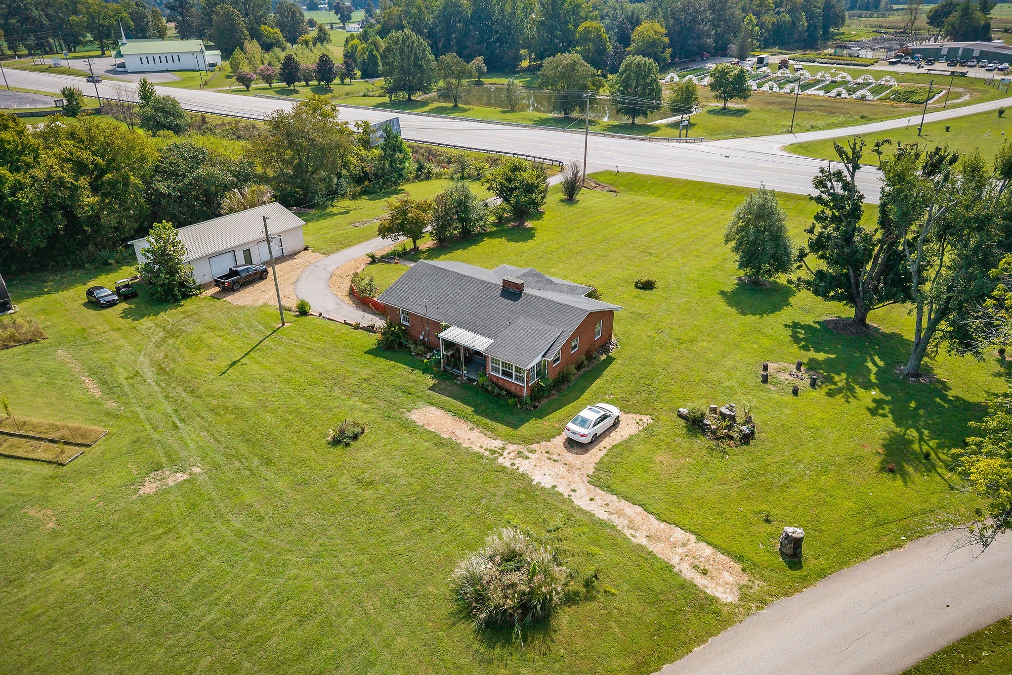 5048 Manchester Highway Morrison TN 37357