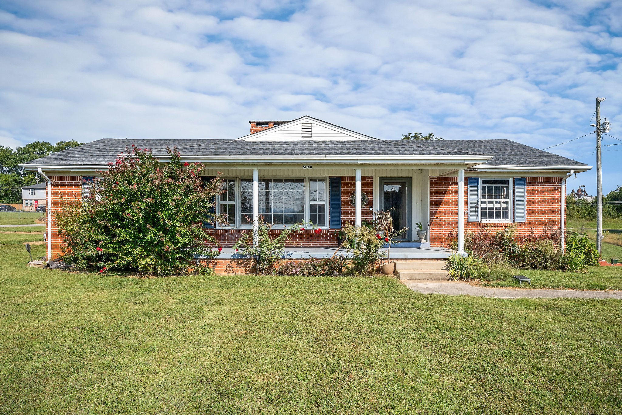 5048 Manchester Highway Morrison TN 37357