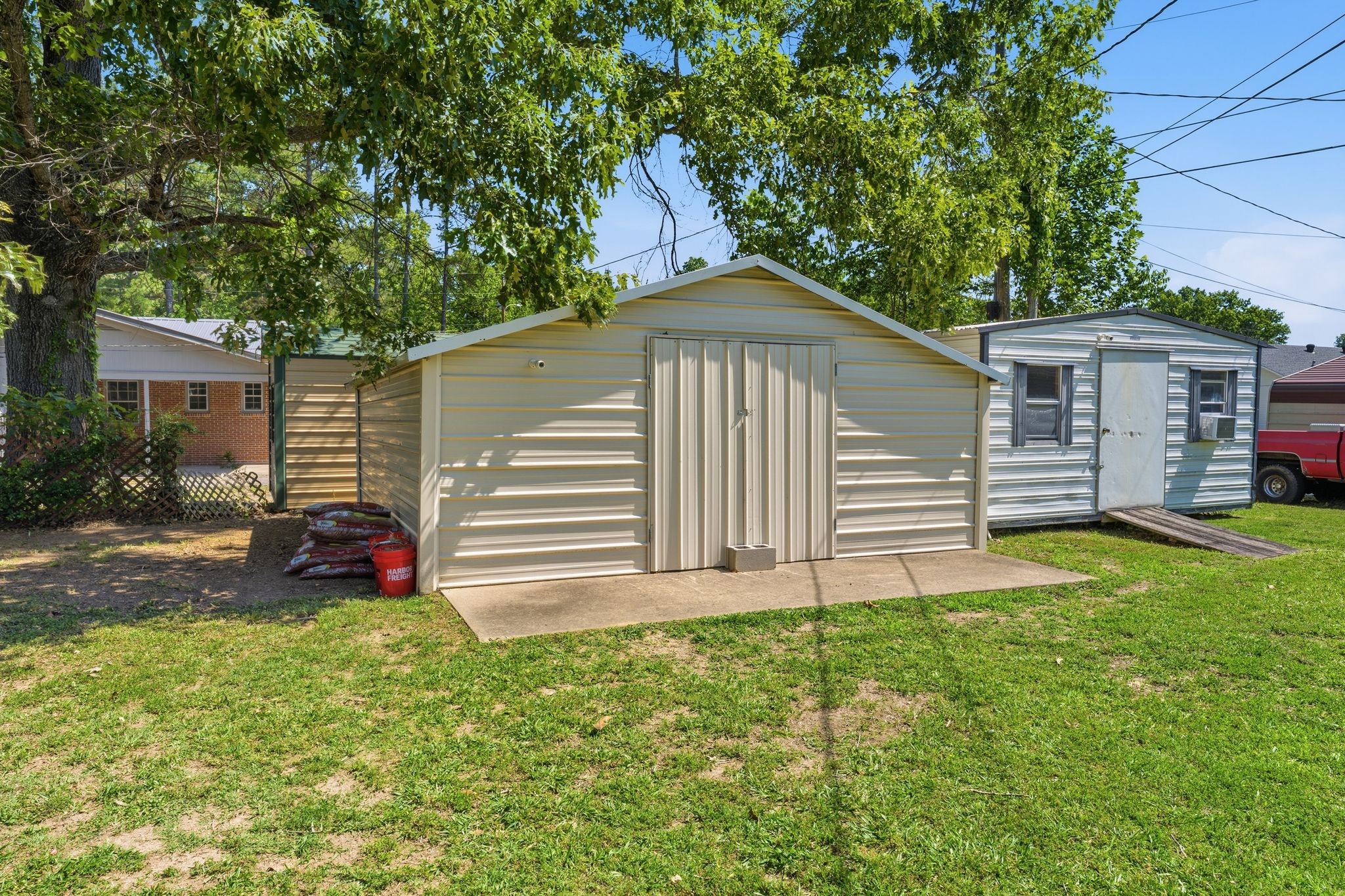 445 Bounce Drive Savannah TN 38372