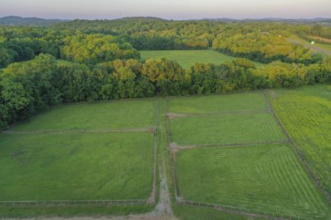 6330 Cox Road Arrington TN 37014
