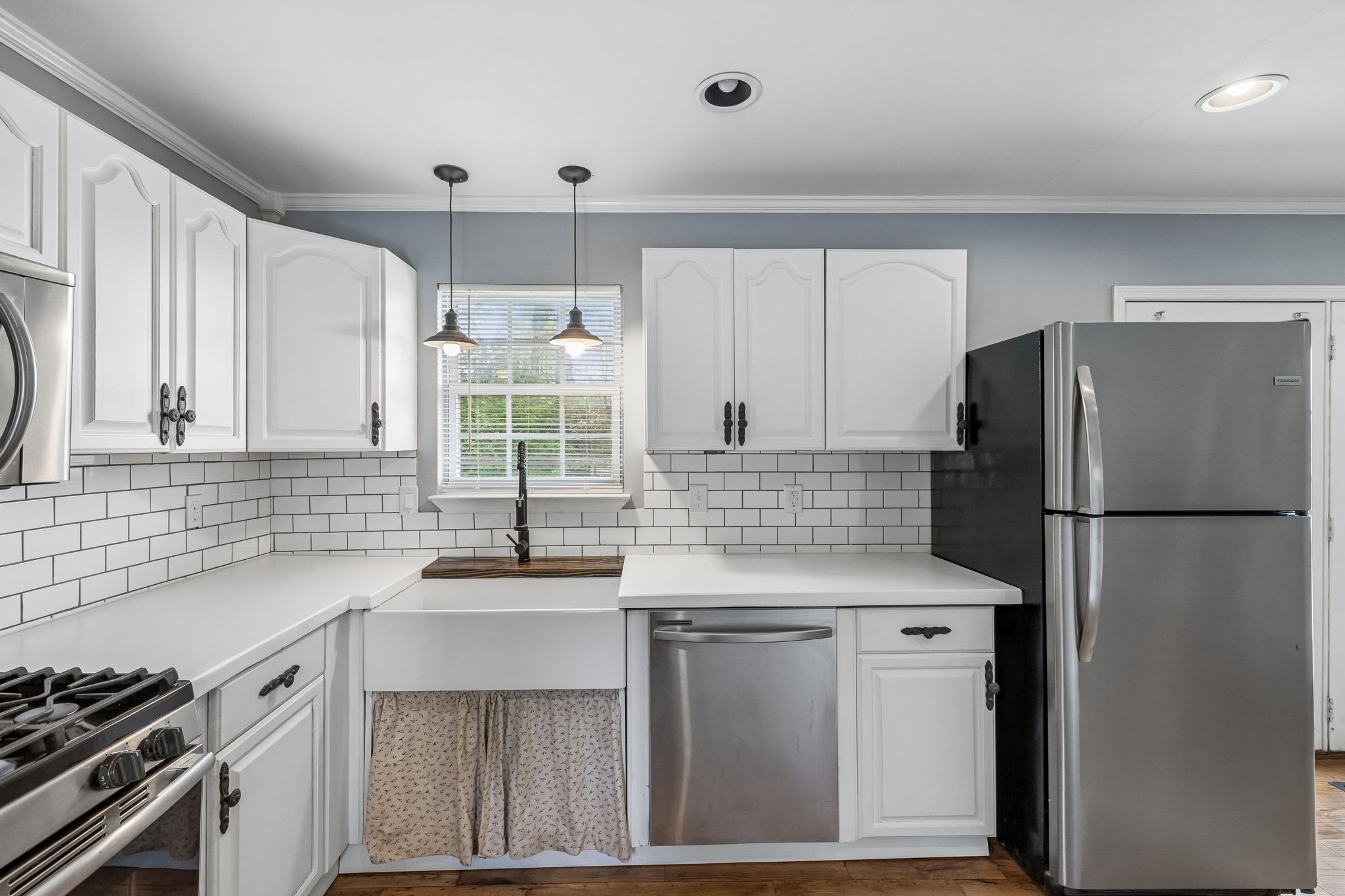 105 White Oak Drive Dickson TN 37055