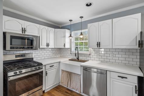 105 White Oak Drive Dickson TN 37055