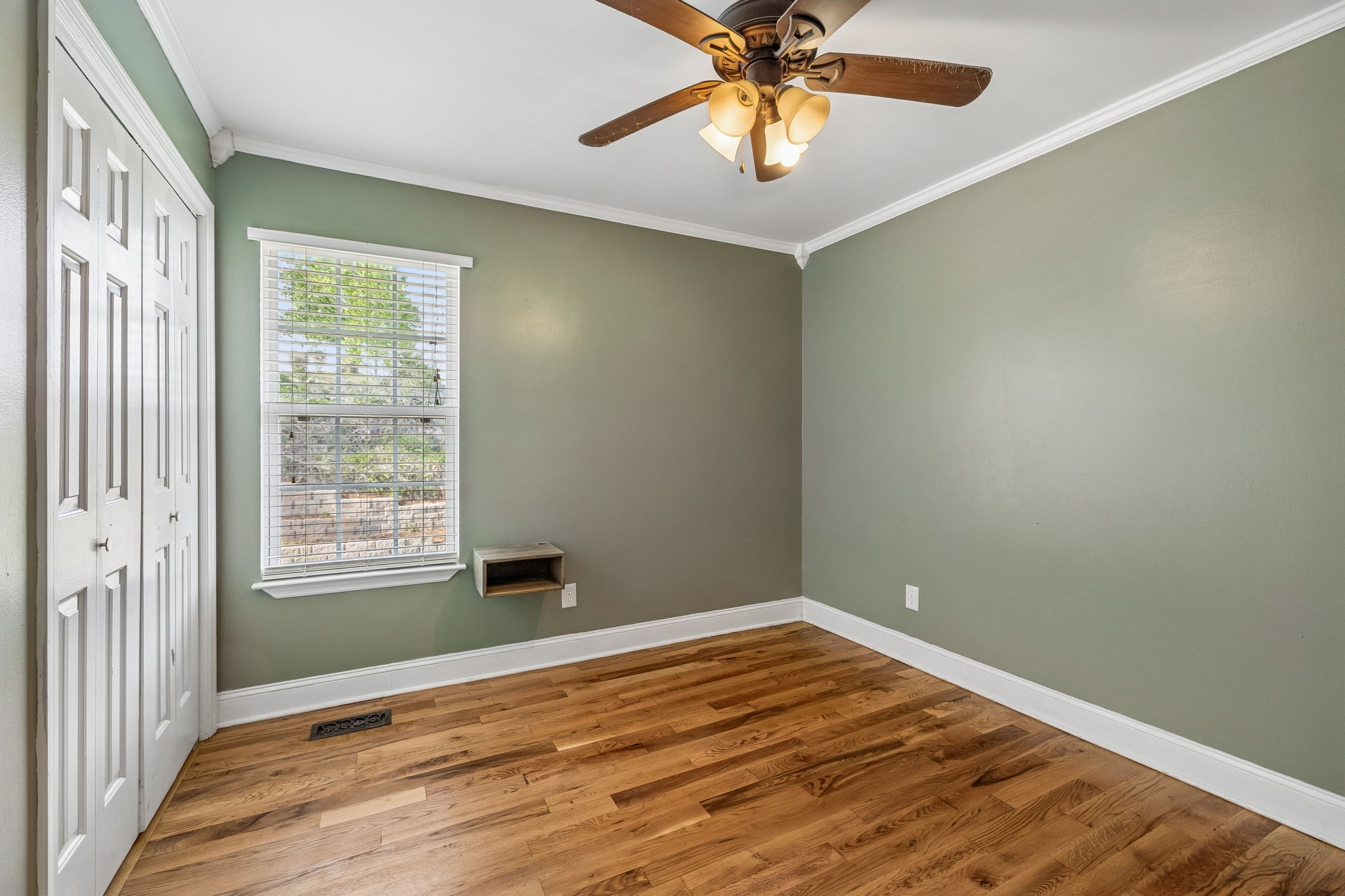 105 White Oak Drive Dickson TN 37055