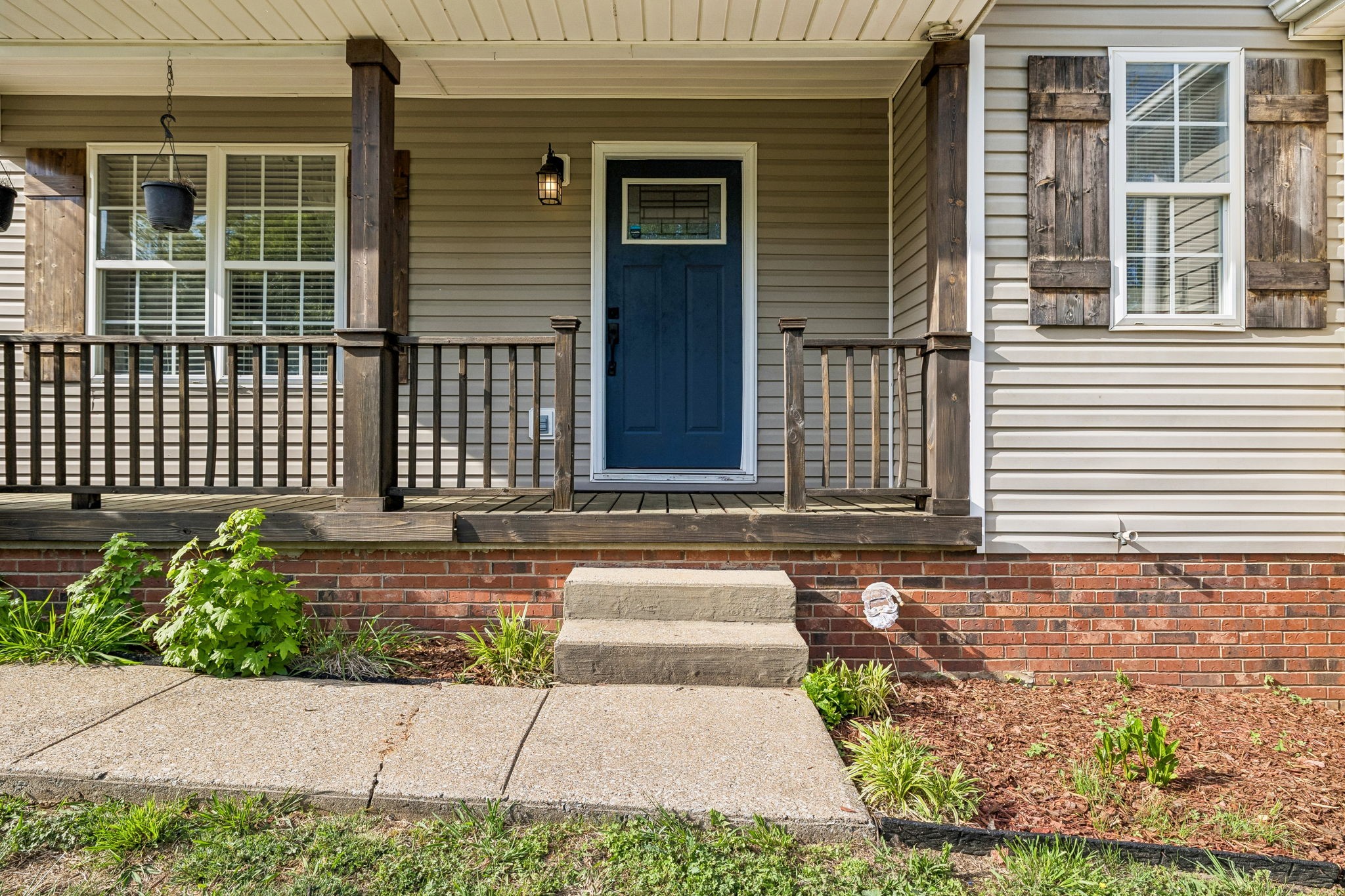105 White Oak Drive Dickson TN 37055