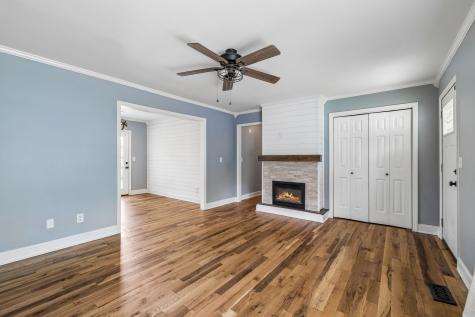 105 White Oak Drive Dickson TN 37055