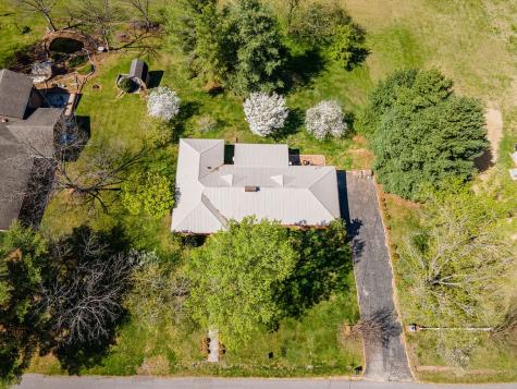 401 E Petty Lane Winchester TN 37398