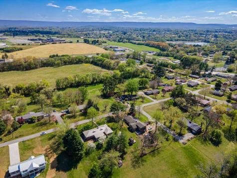 401 E Petty Lane Winchester TN 37398