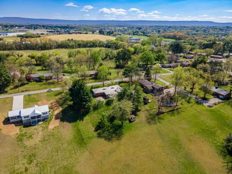 401 E Petty Lane Winchester TN 37398