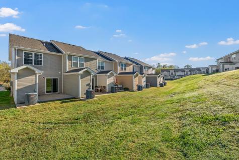 352 Sam Houston Circle Clarksville TN 37040
