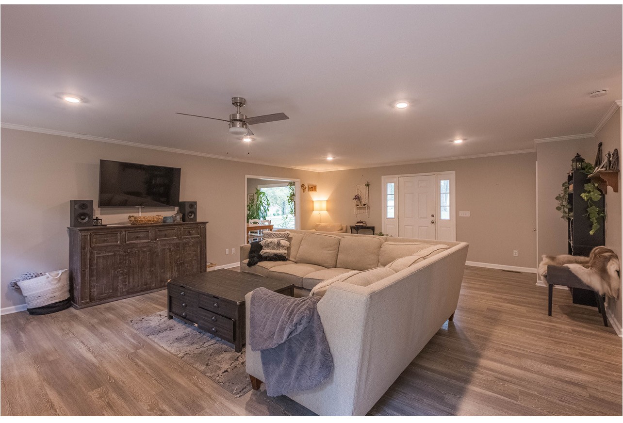 210 Elliott Court Columbia TN 38401
