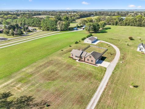 2214 Zion Road Columbia TN 38401