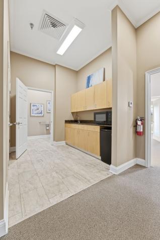 311 S Royal Oaks Boulevard Franklin TN 37064