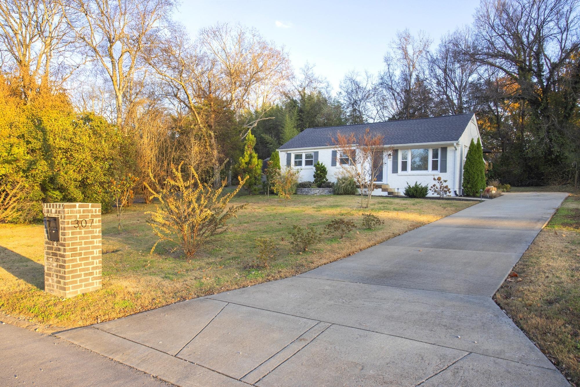 307 Finley Drive Nashville TN 37217
