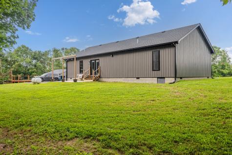1567 Oak Knob Road Lafayette TN 37083