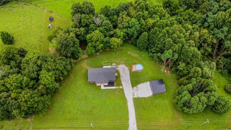 1567 Oak Knob Road Lafayette TN 37083
