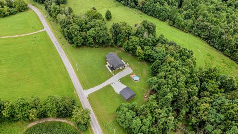 1567 Oak Knob Road Lafayette TN 37083