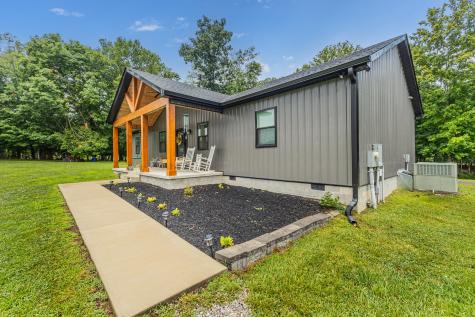 1567 Oak Knob Road Lafayette TN 37083