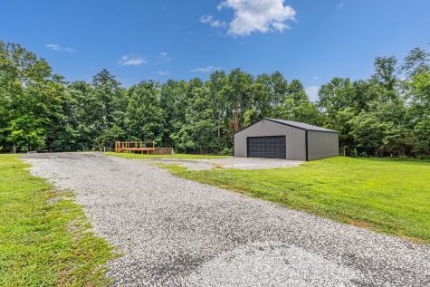 1567 Oak Knob Road Lafayette TN 37083