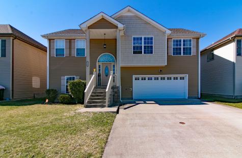 3736 Gray Fox Drive Clarksville TN 37040