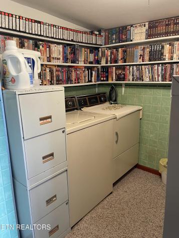 1960 Leffle Webb Road Crossville TN 38572