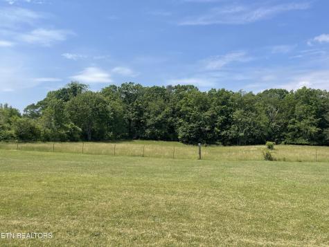 1960 Leffle Webb Road Crossville TN 38572