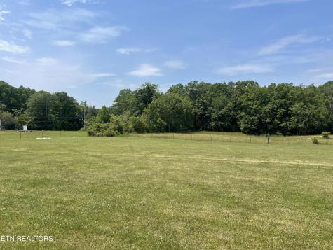 1960 Leffle Webb Road Crossville TN 38572