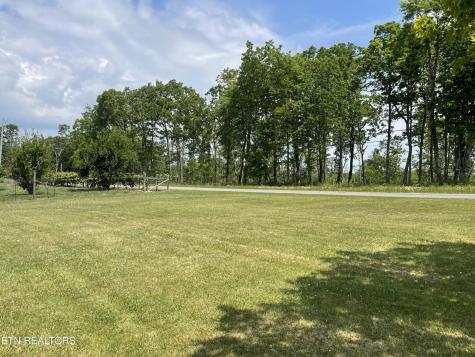 1960 Leffle Webb Road Crossville TN 38572