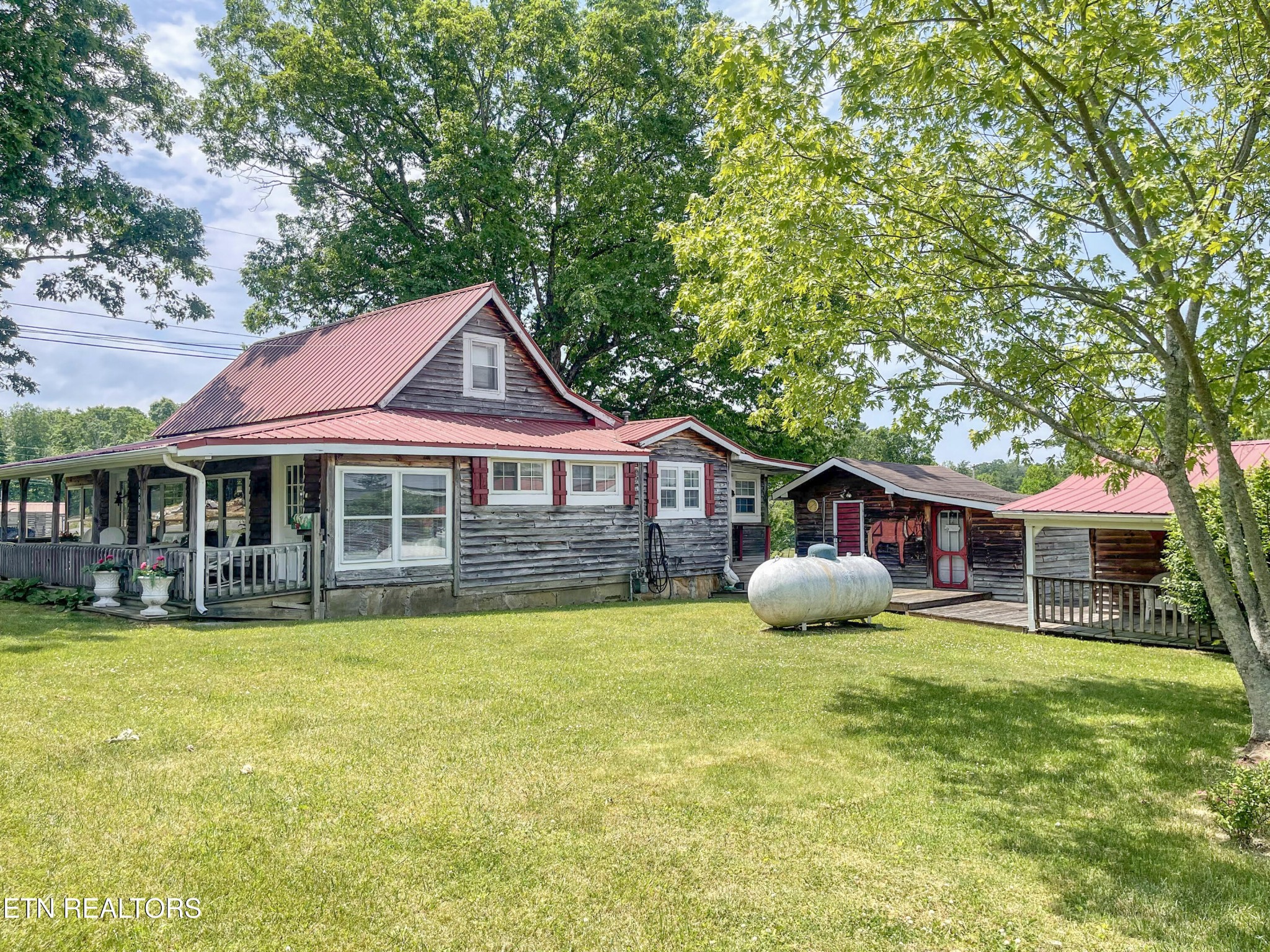 1960 Leffle Webb Road Crossville TN 38572