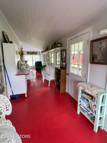 1960 Leffle Webb Road Crossville TN 38572
