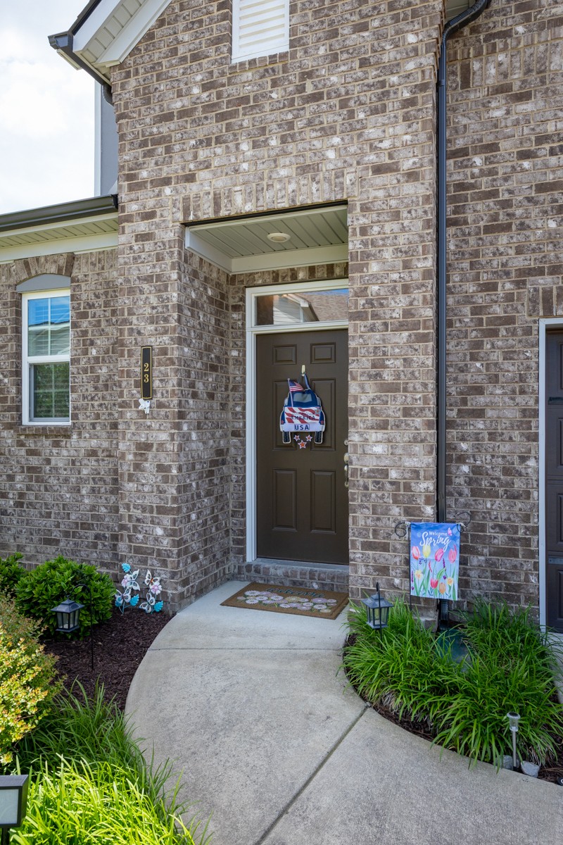 23 Holland Ridge Circle Lebanon TN 37090