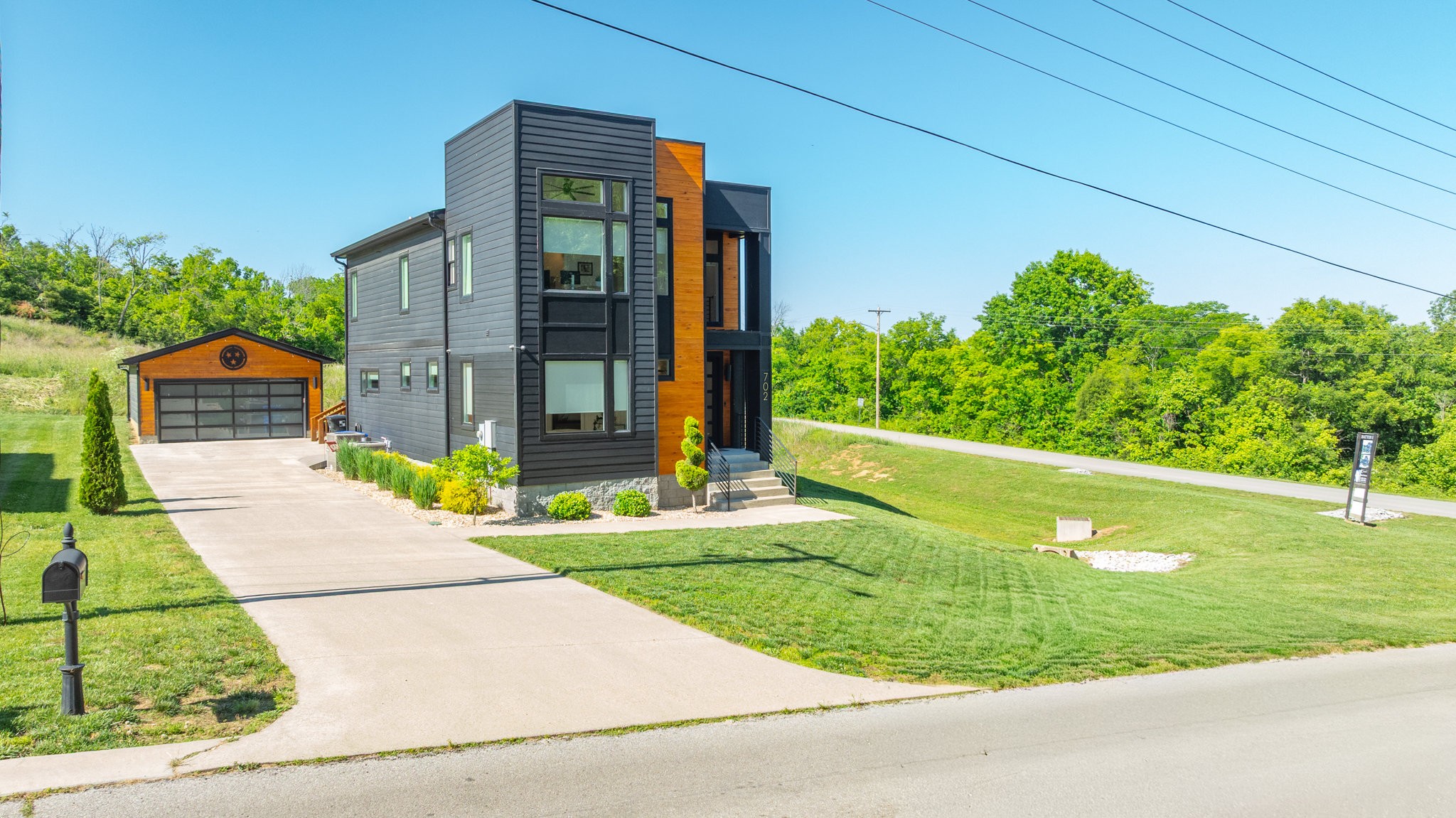 702 W 4th Street Columbia TN 38401