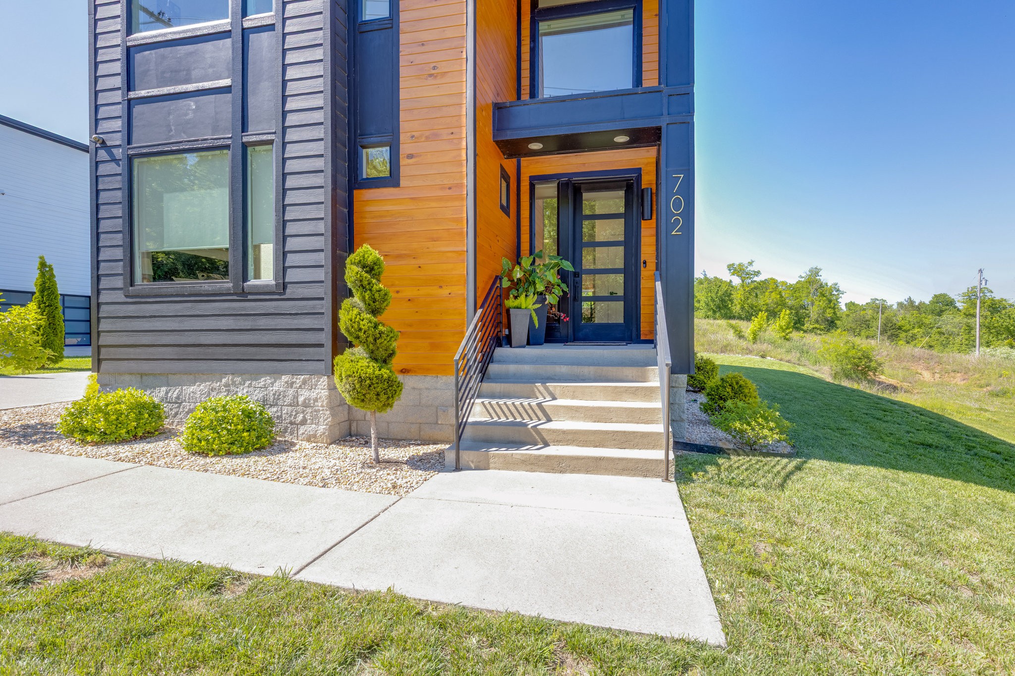 702 W 4th Street Columbia TN 38401