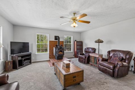 11155 Bunker Hill Road Rockvale TN 37153