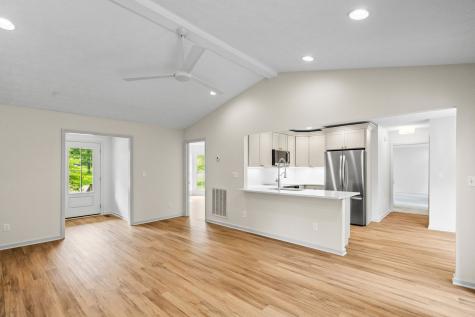 408 Portland Road White House TN 37188