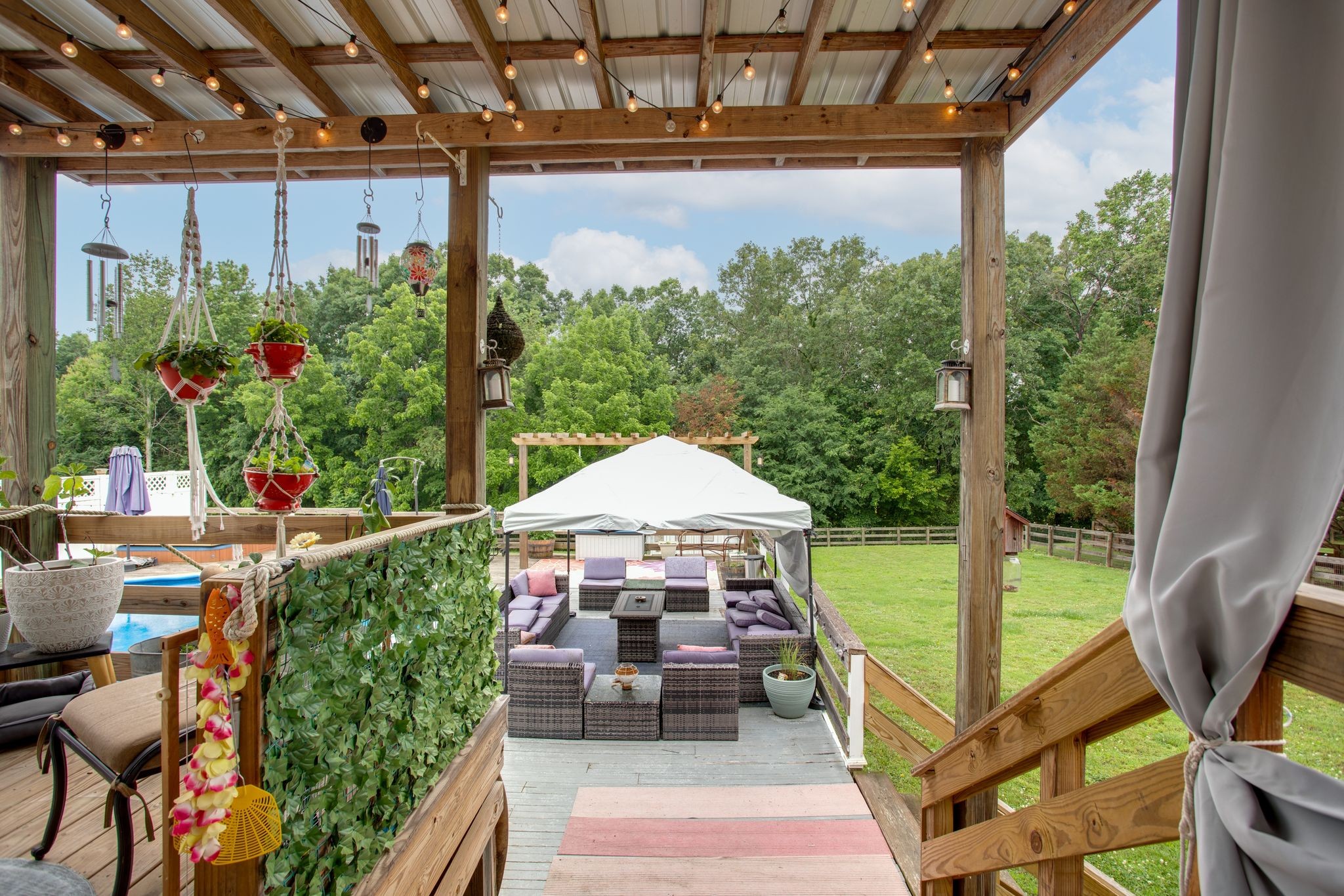 2233 Fall River Road Leoma TN 38468
