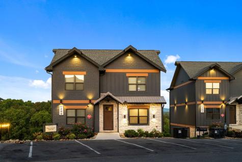 288 Rambilng Creek Way Sevierville TN 37862