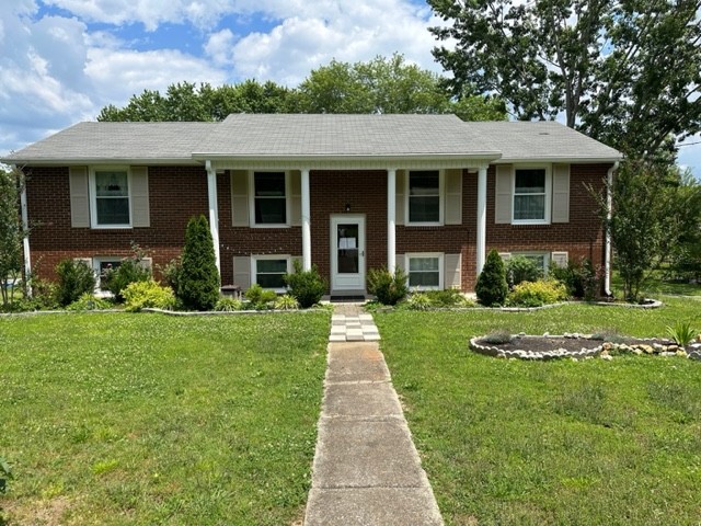 211 Heights Avenue Tullahoma TN 37388