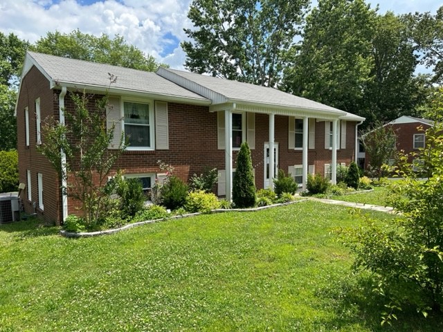 211 Heights Avenue Tullahoma TN 37388