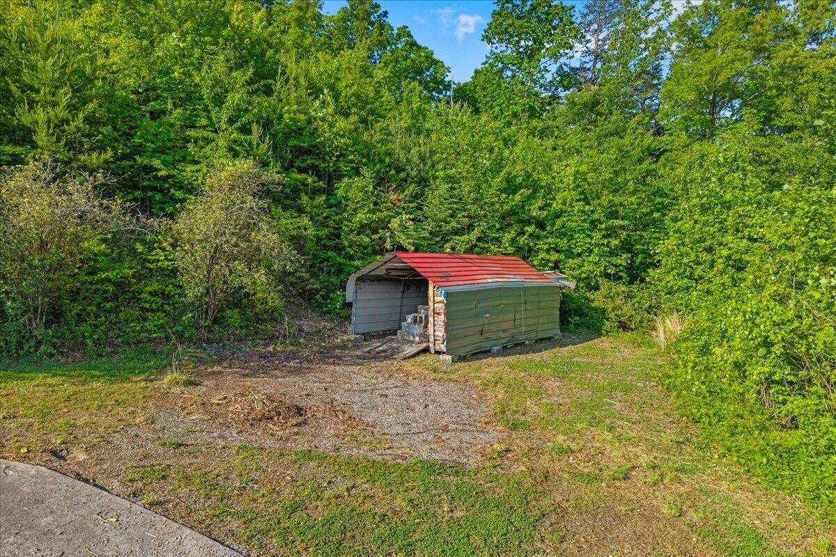 5673 Highway 360 Tellico Plains TN 37385