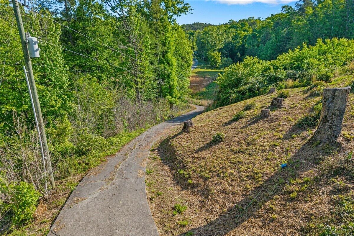 5673 Highway 360 Tellico Plains TN 37385