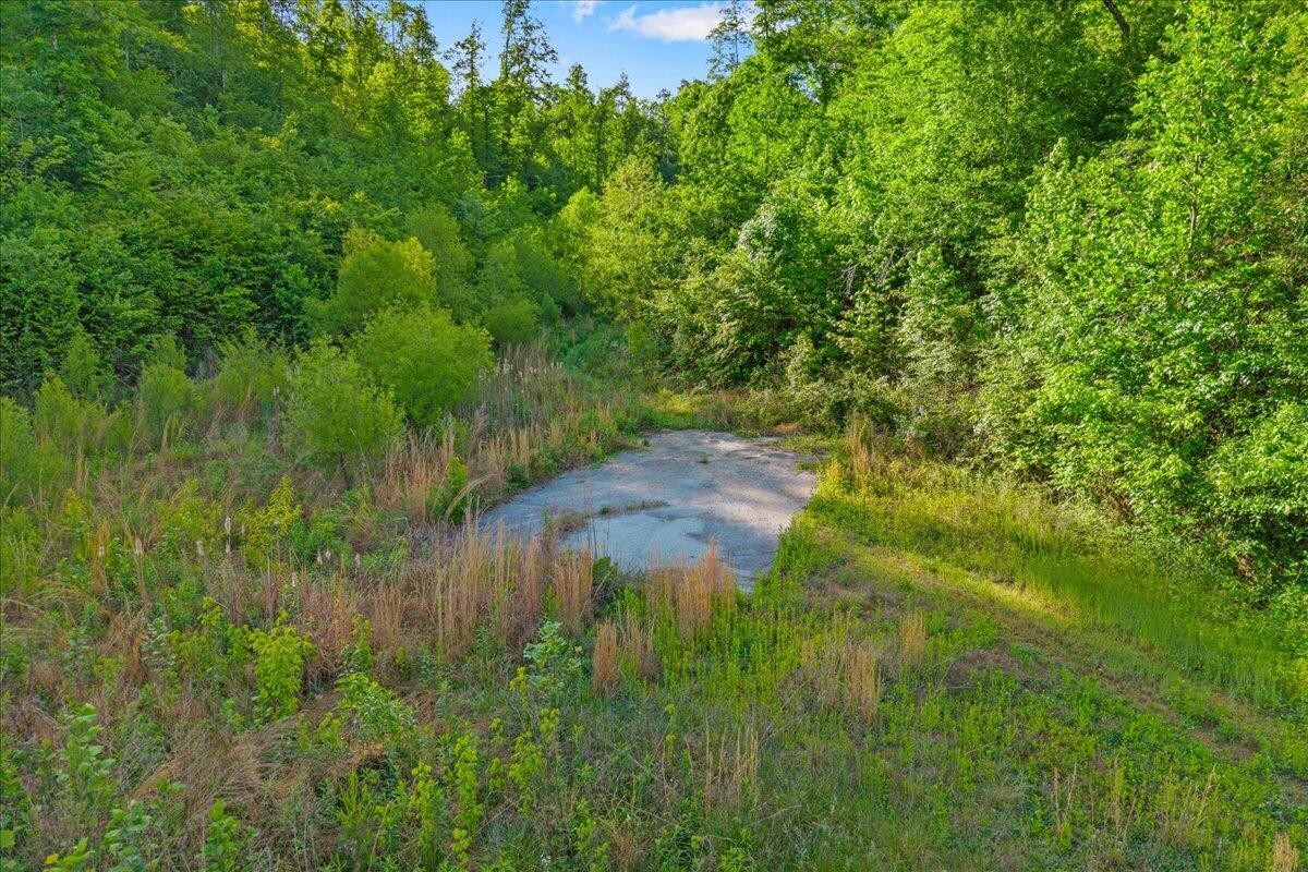 5673 Highway 360 Tellico Plains TN 37385
