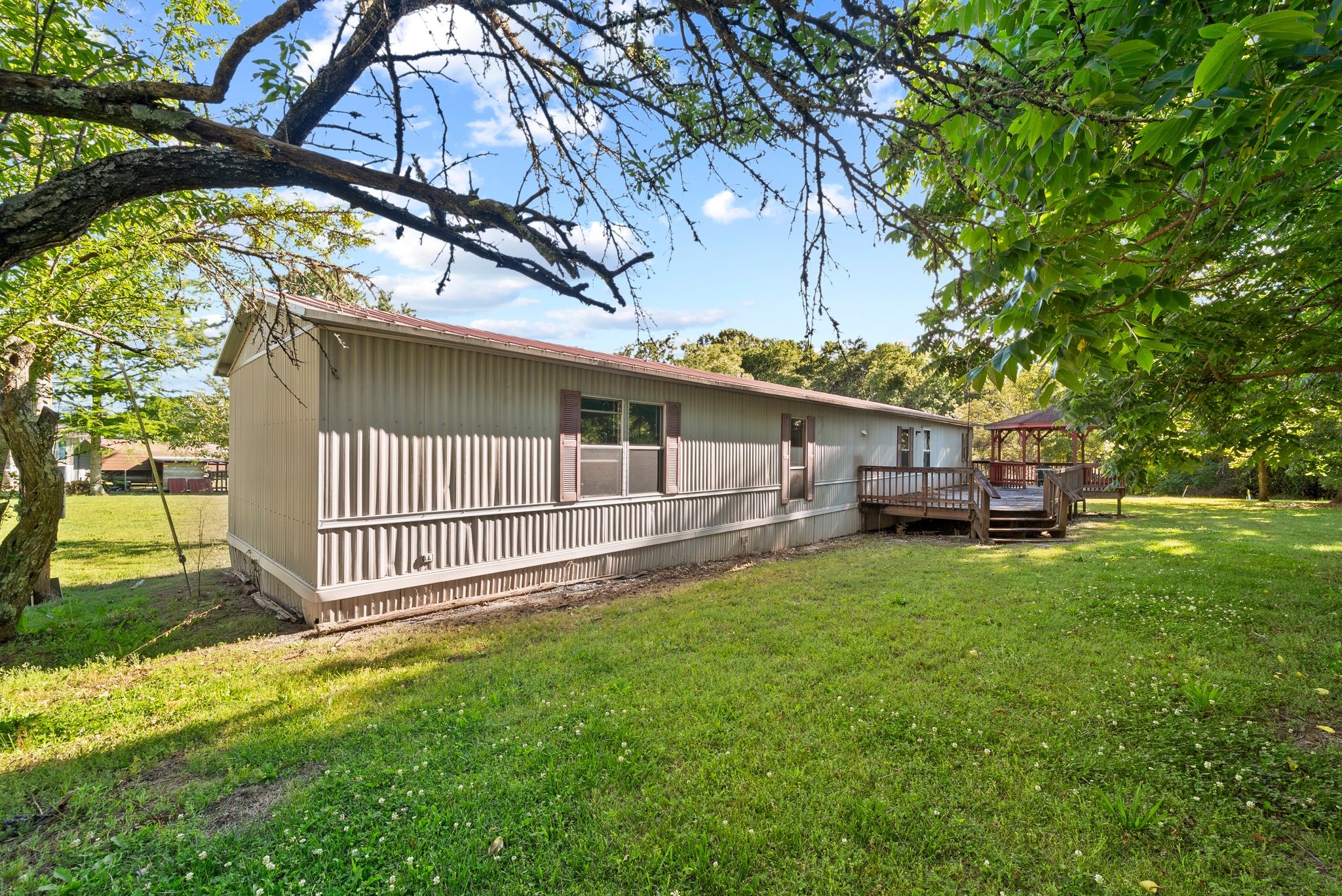 54 Frederick Place Linden TN 37096