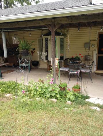 316 Old Highway 25 E Castalian Springs TN 37031