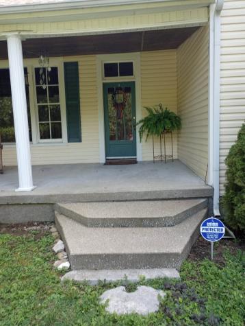 316 Old Highway 25 E Castalian Springs TN 37031