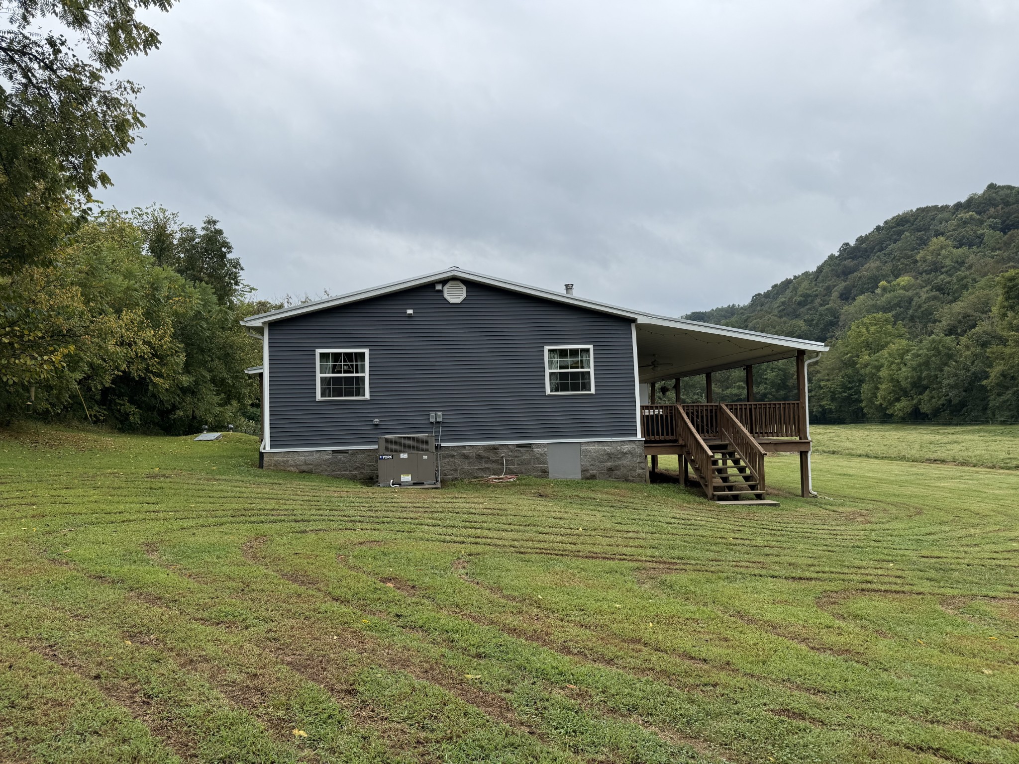5930 Wet Mill Creek Road Celina TN 38551