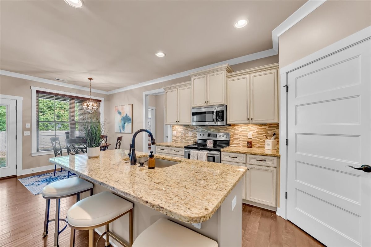 1245 Hensfield Drive Murfreesboro TN 37128
