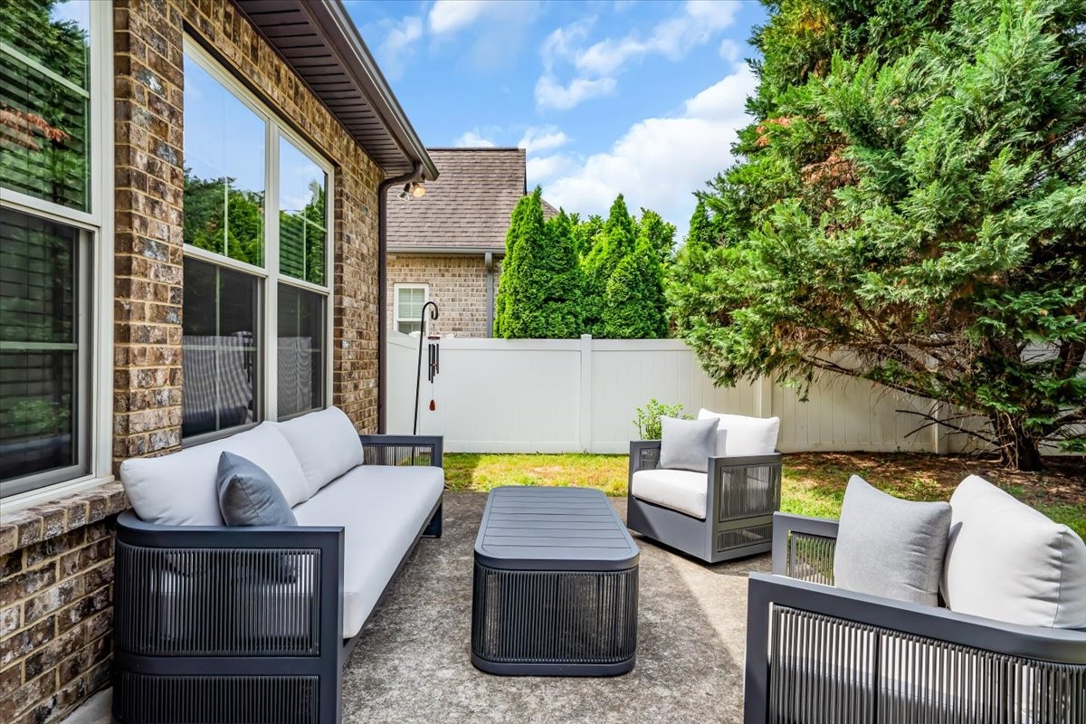1245 Hensfield Drive Murfreesboro TN 37128